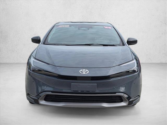Used 2026 Toyota Prius XLE FWD image 2