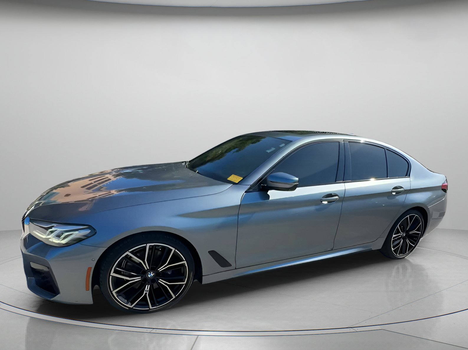 Used 2021 BMW 530i w/ M Sport Package RWD image 14