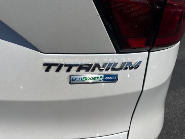 Certified 2019 Ford Escape Titanium AWD/4WD image 9