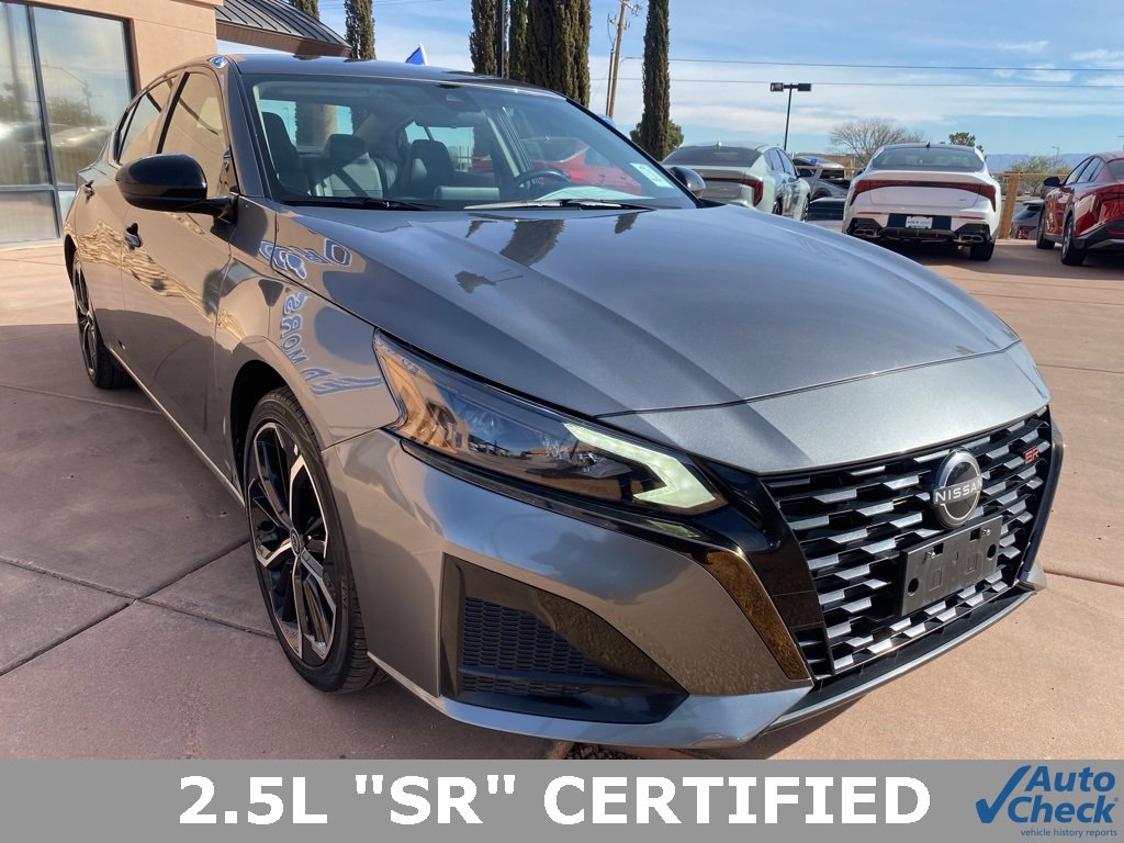 Used 2024 Nissan Altima 2.5 SR image 9