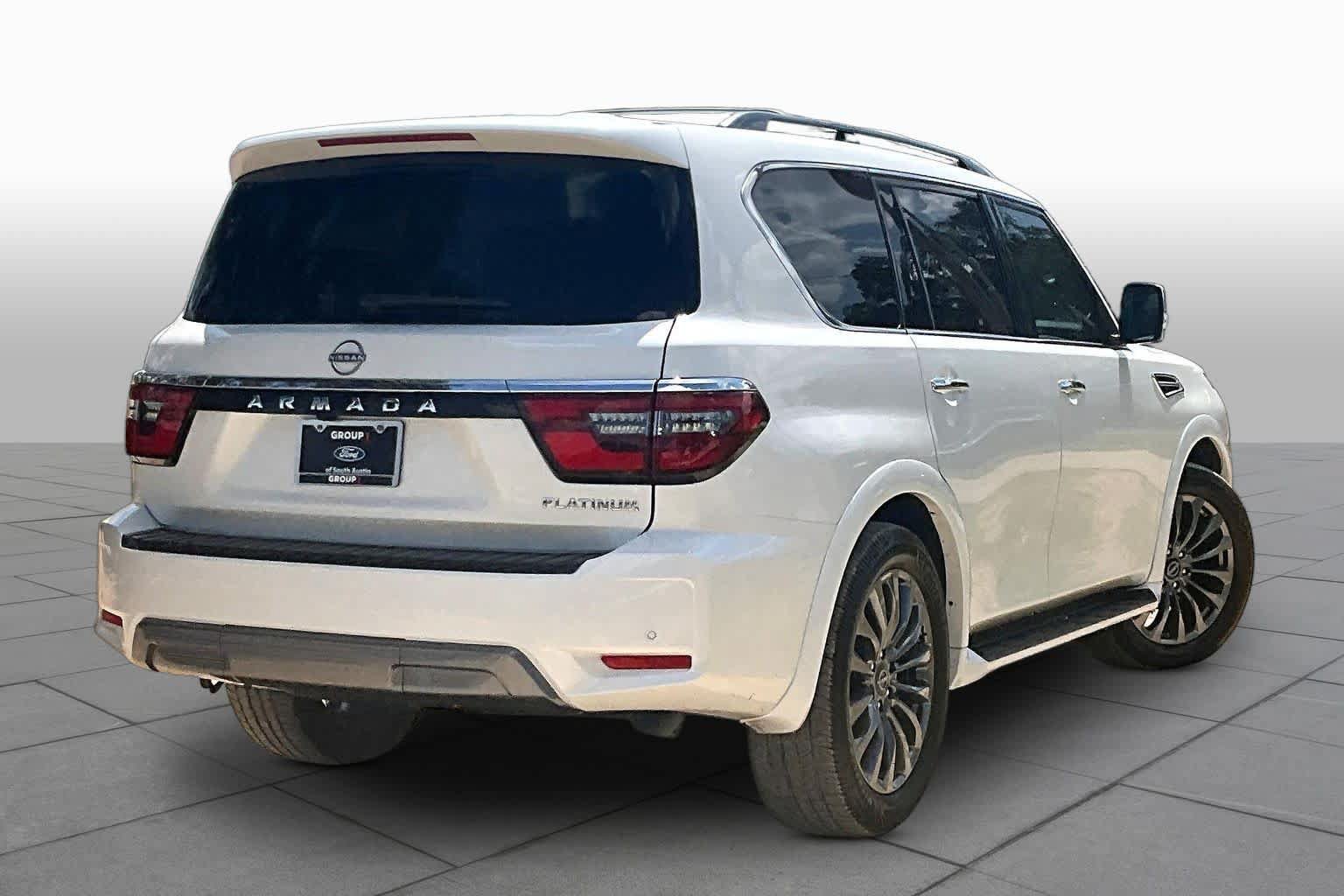 Used 2022 Nissan Armada Platinum w/ Captain's Chairs Package AWD/4WD image 7