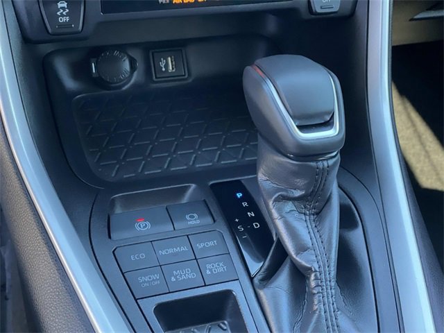 Used 2024 Toyota RAV4 XLE Premium image 14