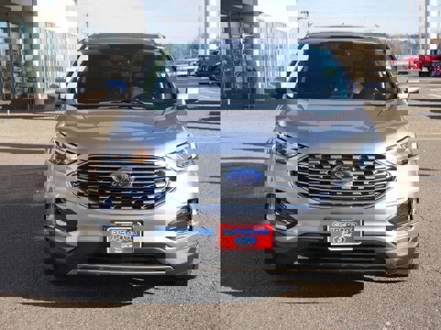 Certified 2022 Ford Edge SEL w/ Convenience Package image 2