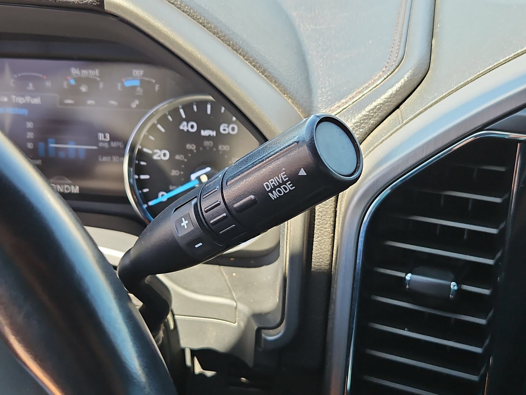 Certified 2022 Ford F450 Platinum AWD/4WD image 17