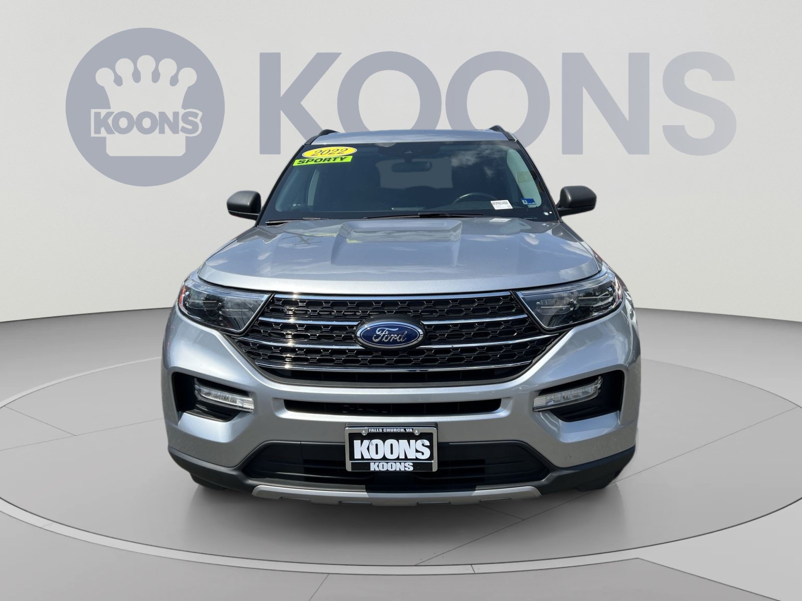 Certified 2022 Ford Explorer XLT w/ Equipment Group 202A AWD/4WD image 4