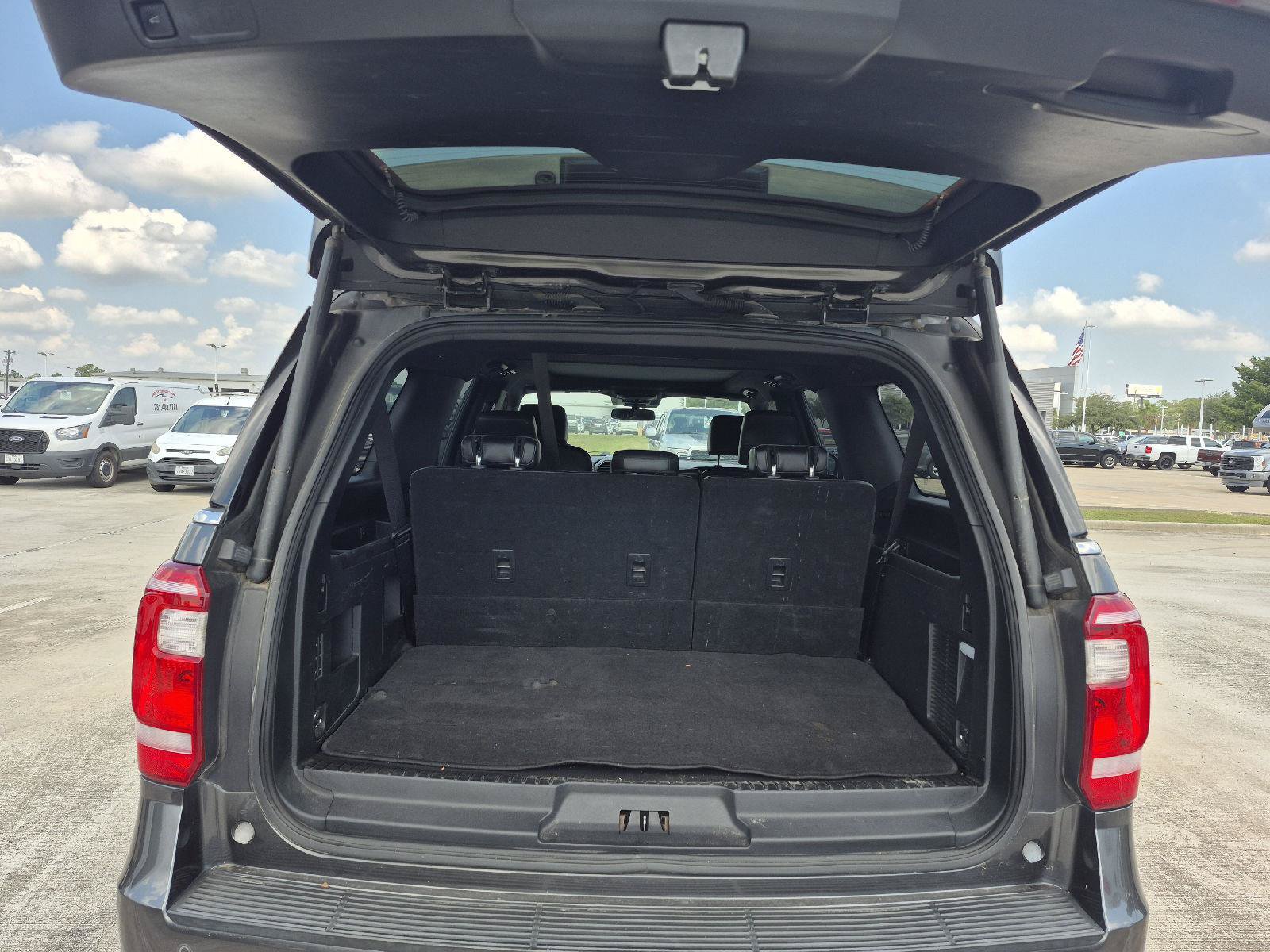 Certified 2021 Ford Expedition Max XLT RWD image 17