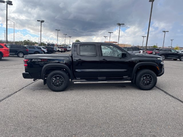 Used 2022 Nissan Frontier PRO-4X w/ Pro-4X Premium Package AWD/4WD image 6