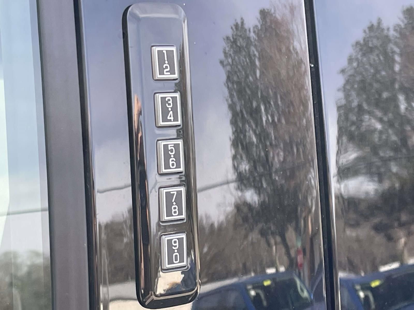 Certified 2023 Ford F150 Lariat image 10