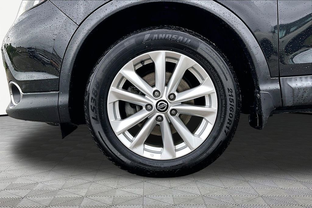 Used 2019 Nissan Rogue Sport SV w/ Technology Package FWD image 9