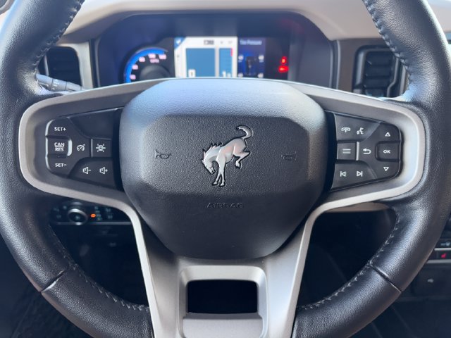 Certified 2023 Ford Bronco Wildtrak AWD/4WD image 9