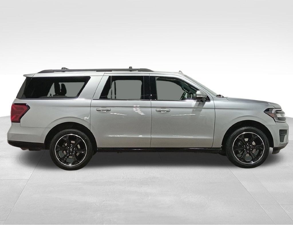 Certified 2022 Ford Expedition Max Limited AWD/4WD image 2