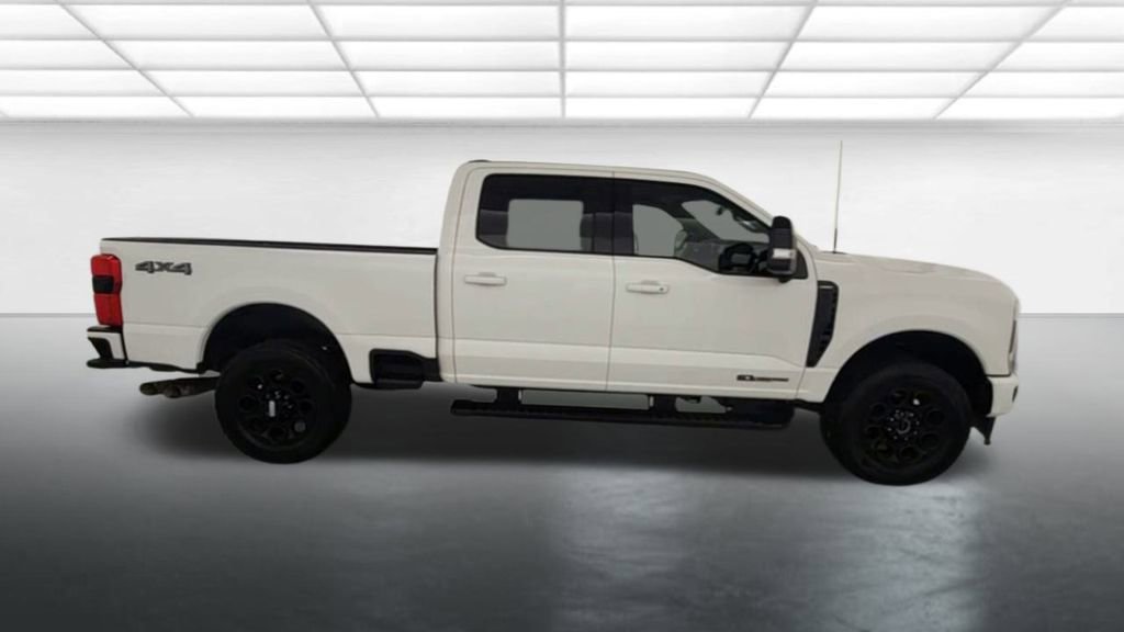 Certified 2024 Ford F250 Lariat w/ Black Appearance Package image 10