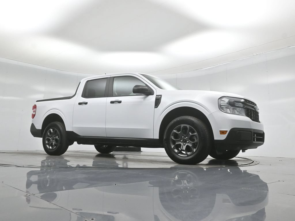 Certified 2023 Ford Maverick XLT FWD image 4