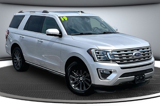 Certified 2019 Ford Expedition Limited w/ Equipment Group 301A RWD image 3