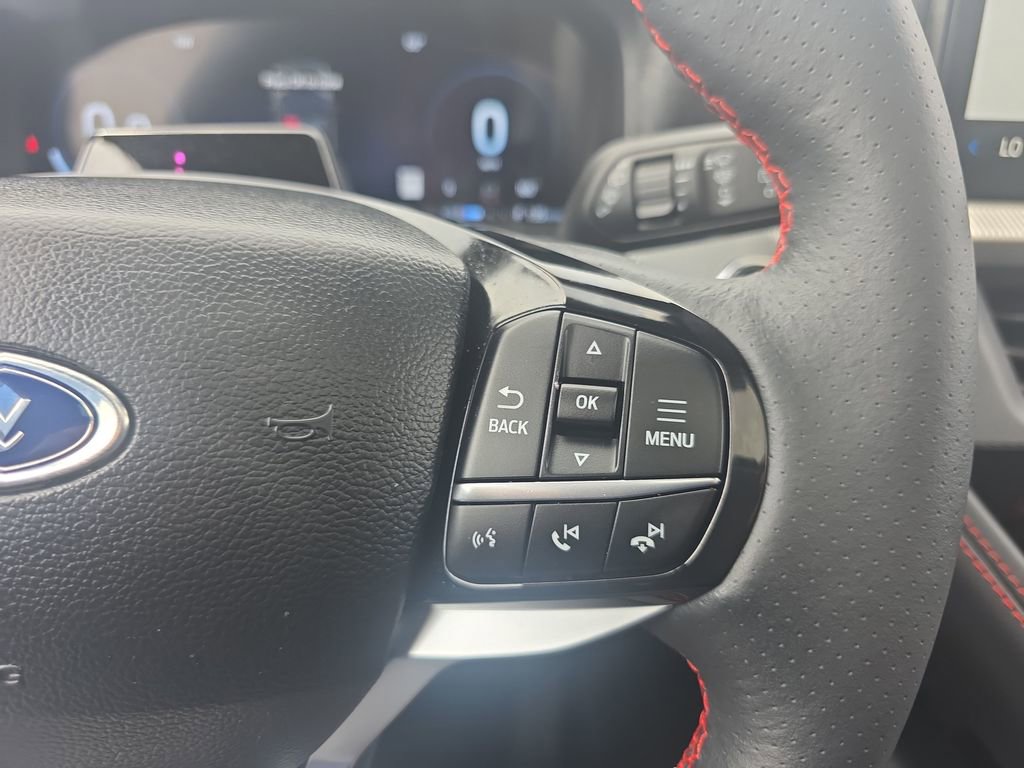 Certified 2025 Ford Explorer ST-Line w/ Premium Package image 32