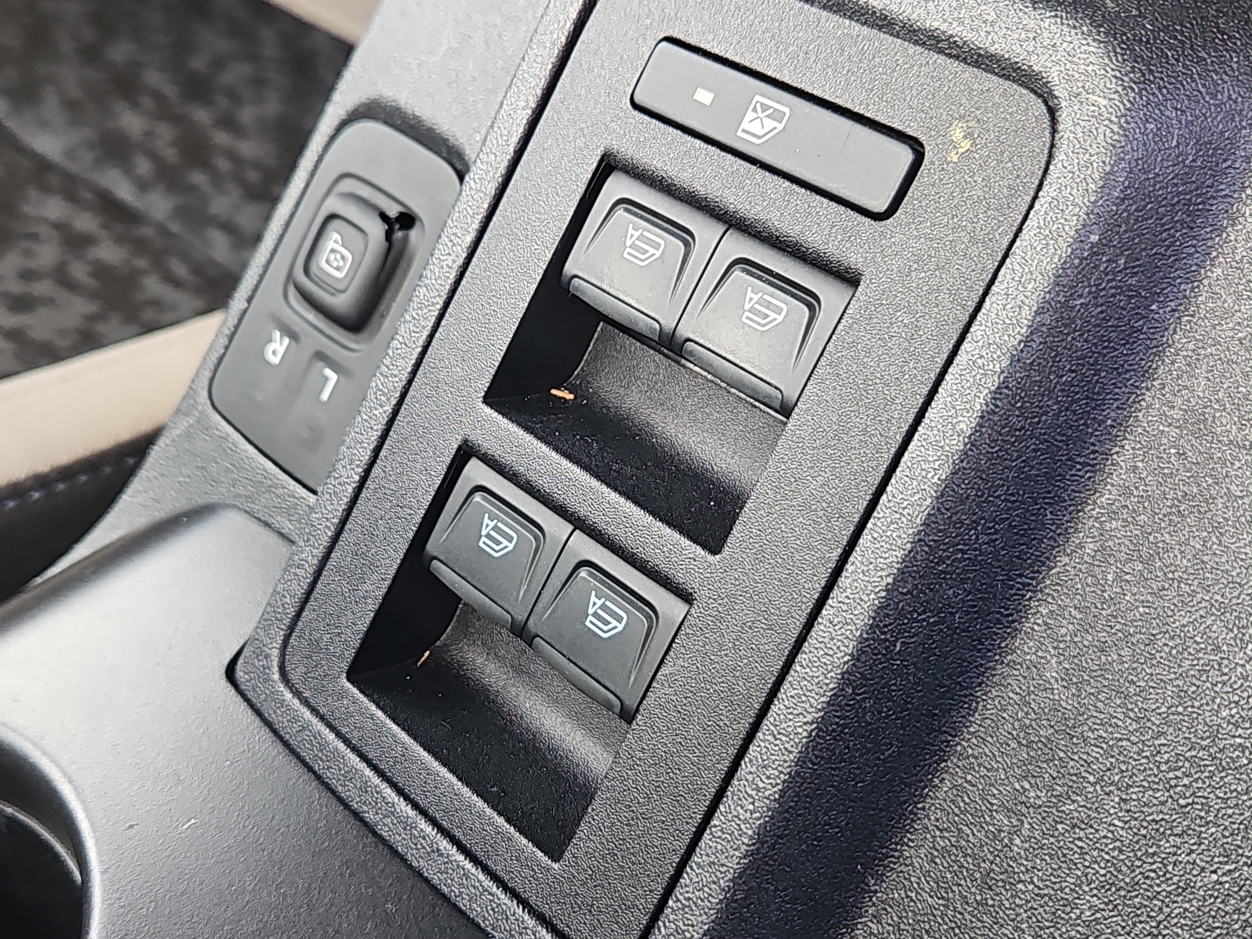 Certified 2022 Ford Bronco Wildtrak image 19