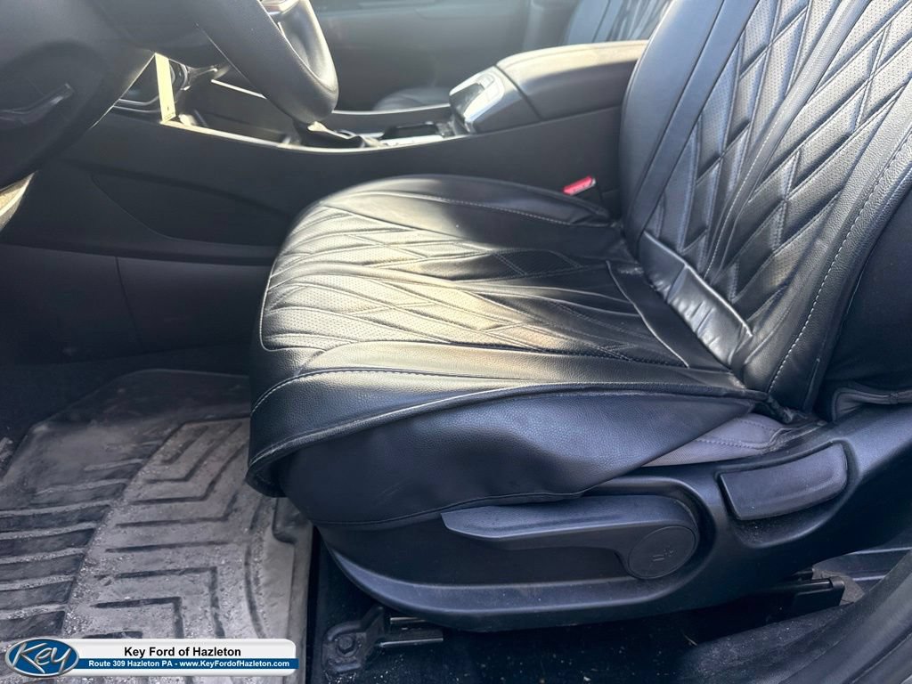 Used 2024 Hyundai Santa Cruz SE FWD image 18