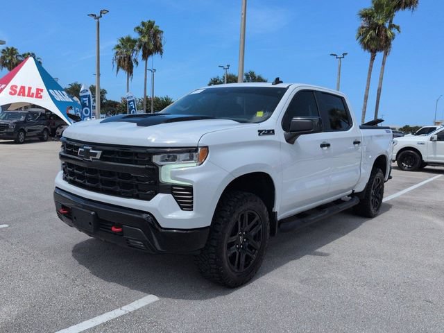 Used 2024 Chevrolet Silverado 1500 LT Trail Boss w/ Convenience Package II AWD/4WD image 8