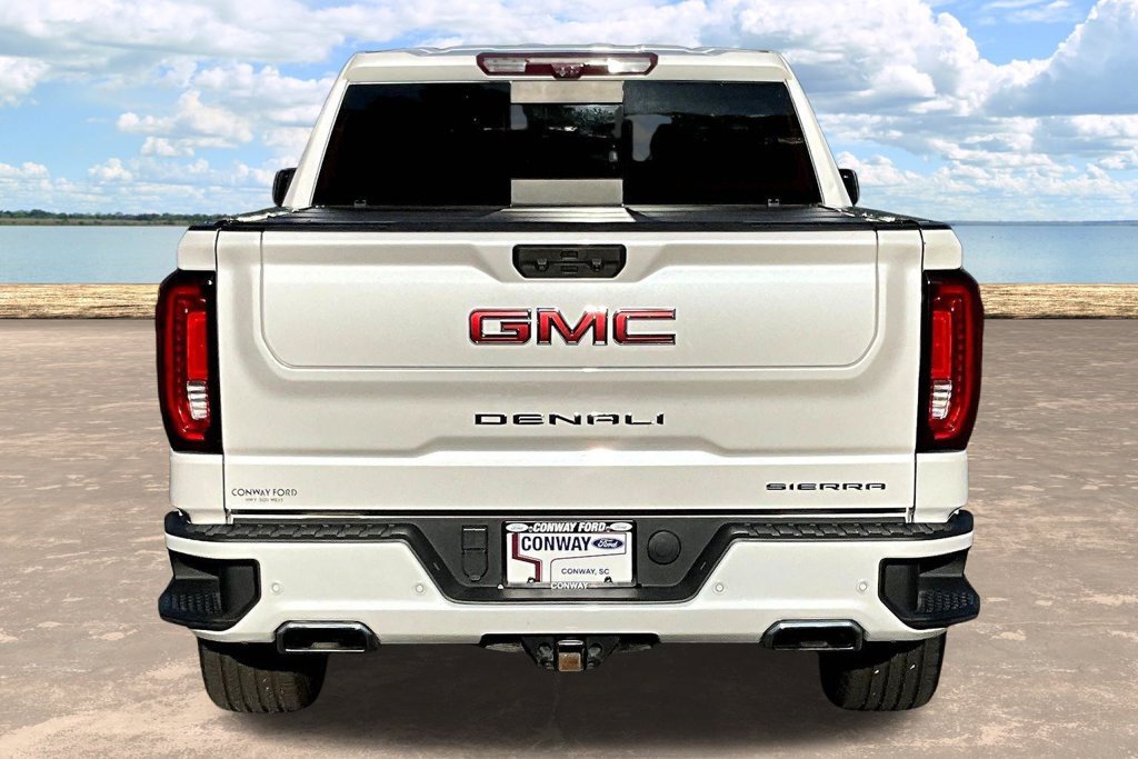 Used 2023 GMC Sierra 1500 Denali w/ Technology Package AWD/4WD image 7