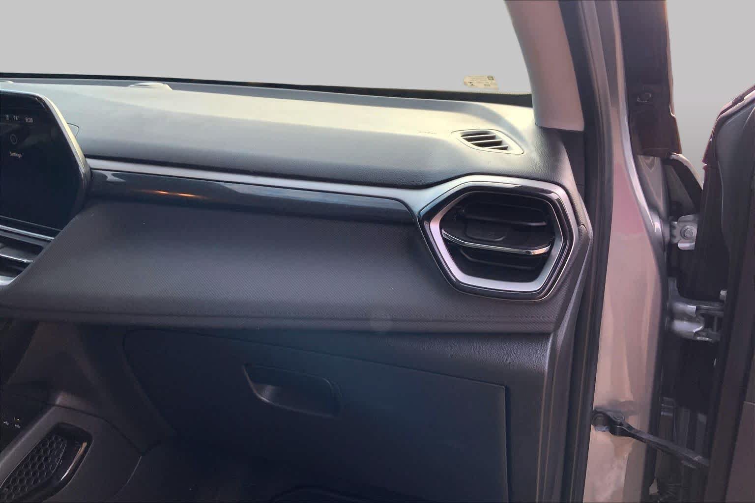 Used 2024 Chevrolet TrailBlazer LT w/ Convenience Package FWD image 19