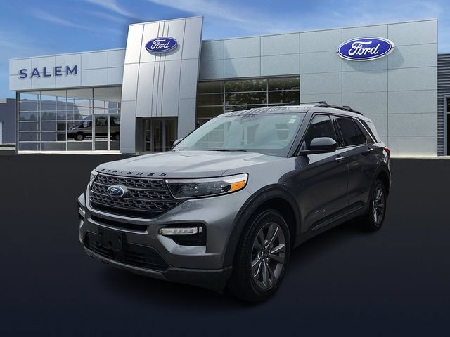 Certified 2022 Ford Explorer XLT w/ Equipment Group 202A AWD/4WD image 6
