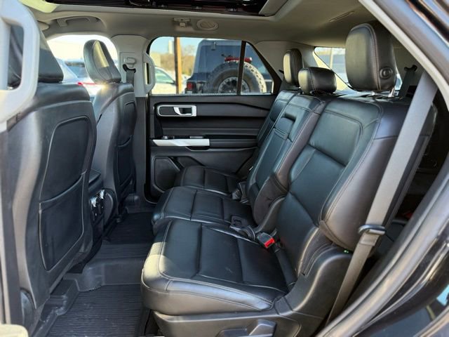 Certified 2020 Ford Explorer XLT w/ Equipment Group 202A image 29