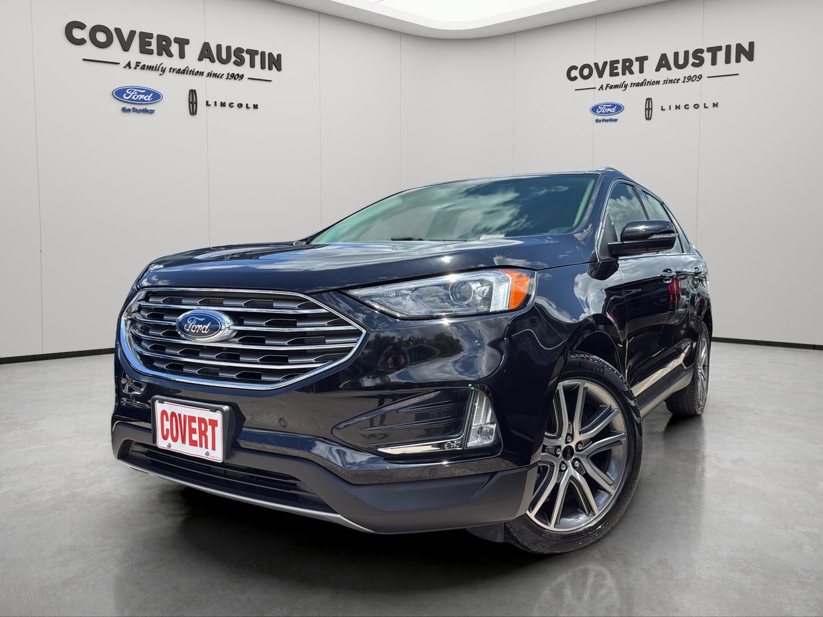 Certified 2023 Ford Edge Titanium AWD/4WD image 1