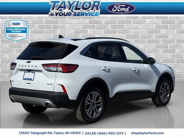 Certified 2022 Ford Escape SEL image 3