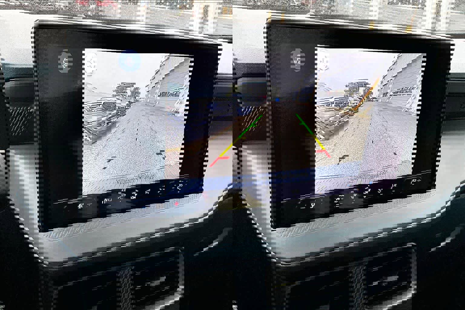 Certified 2025 Ford Maverick XL image 28