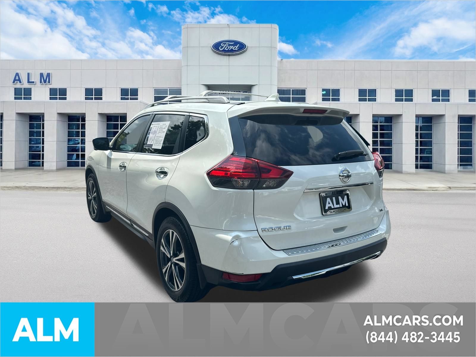Used 2017 Nissan Rogue SL w/ SL Premium Package FWD image 8