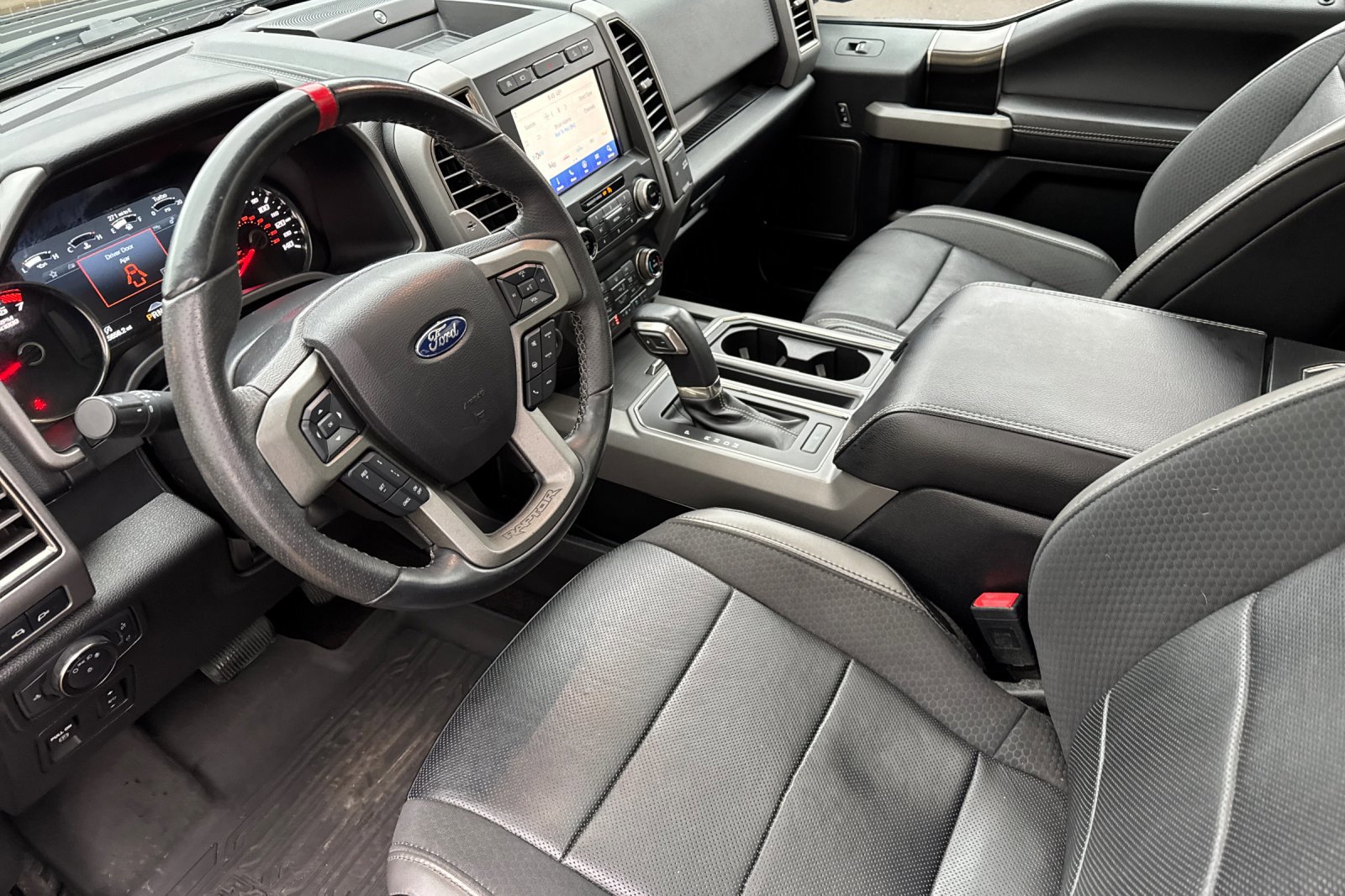 Certified 2020 Ford F150 Raptor w/ Equipment Group 802A Luxury image 10