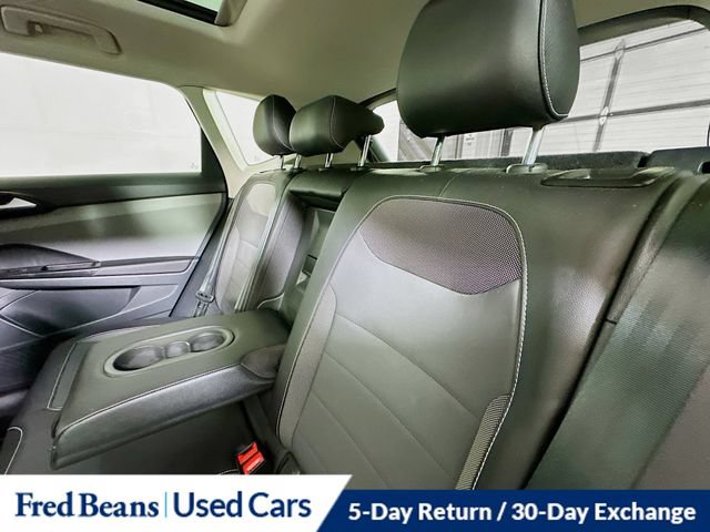 Used 2023 Volkswagen Taos SE w/ Panoramic Sunroof Package AWD/4WD image 27