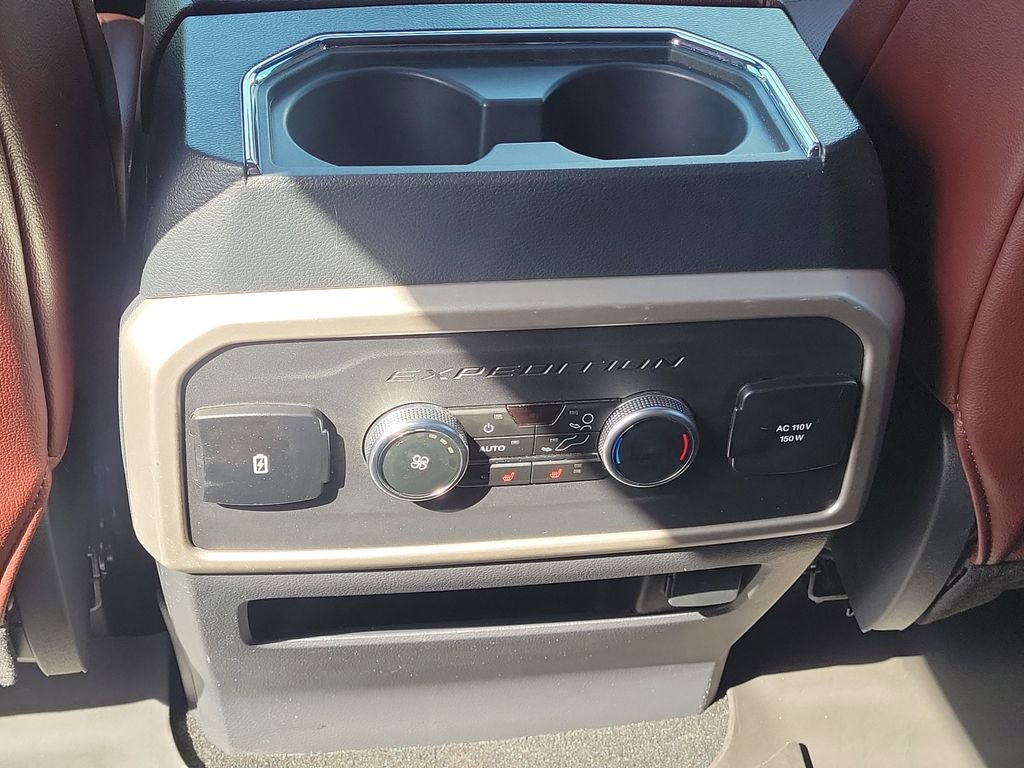 Certified 2024 Ford Expedition Limited RWD image 18