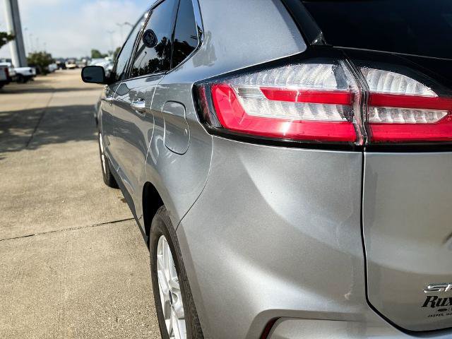 Certified 2022 Ford Edge SEL w/ Convenience Package AWD/4WD image 10