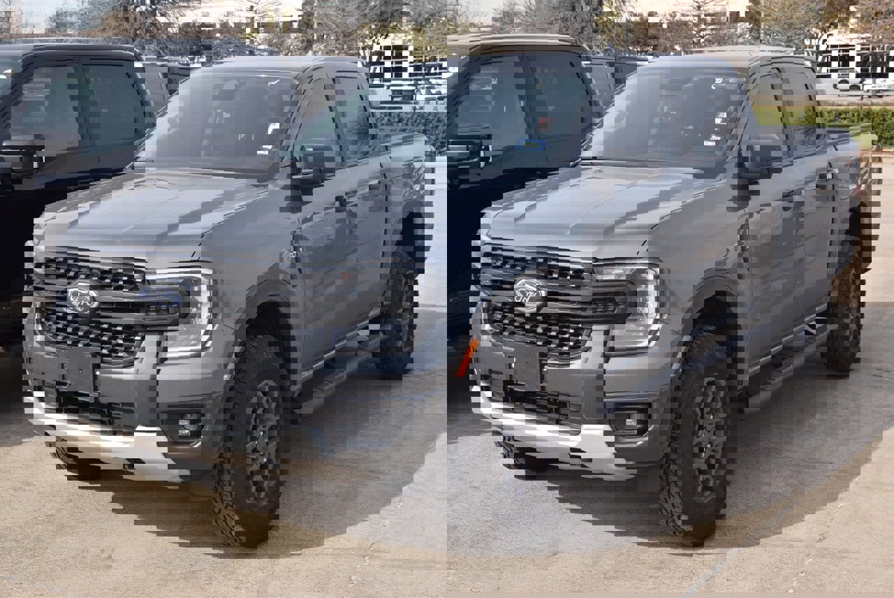 Certified 2025 Ford Ranger XLT w/ Equipment Group 301A High image 2