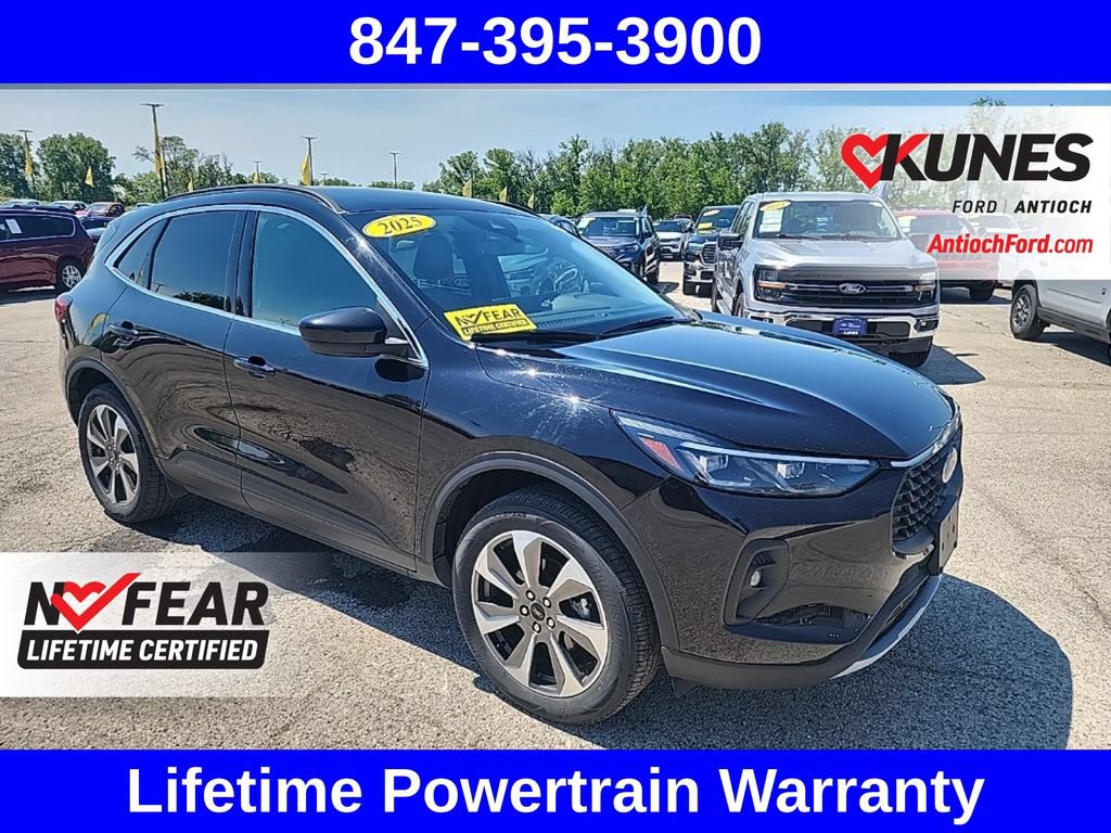 Certified 2025 Ford Escape Platinum AWD/4WD image 14