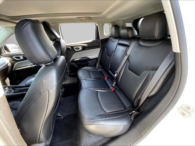 Used 2022 Jeep Compass Limited w/ Elite Group AWD/4WD image 22