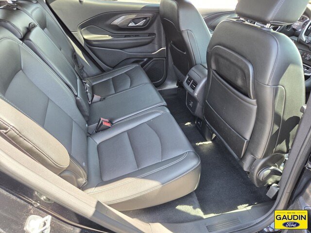 Used 2024 GMC Terrain SLT AWD/4WD image 15