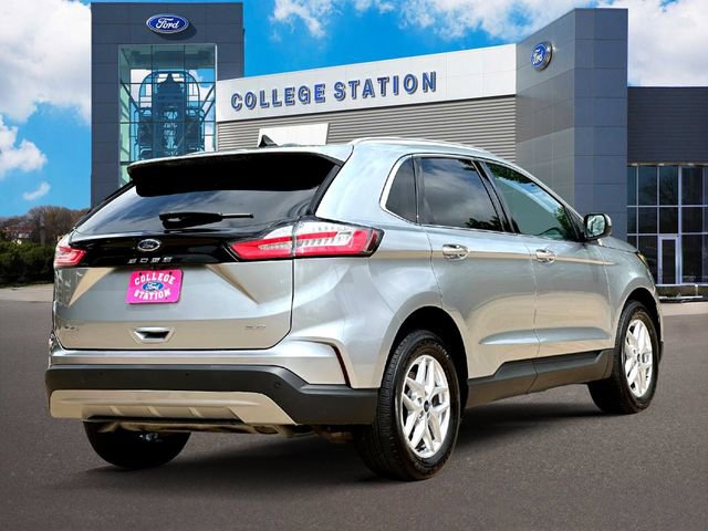 Certified 2022 Ford Edge SEL w/ Convenience Package AWD/4WD image 4