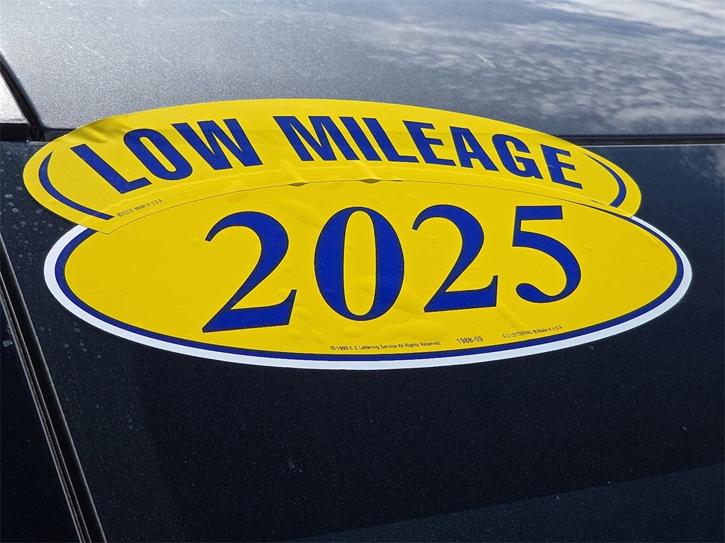 Certified 2025 Ford Explorer ST-Line image 11