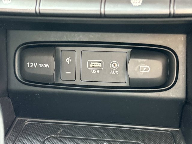 Used 2020 Hyundai Santa Fe SEL w/ Convenience + Premium Package FWD image 39