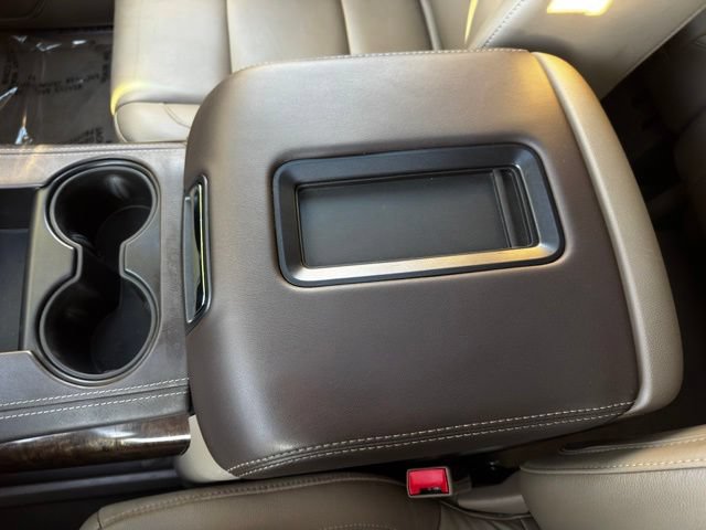Used 2019 Chevrolet Suburban LT AWD/4WD image 21