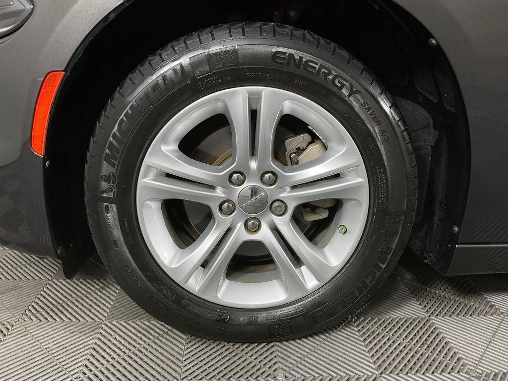 Used 2023 Dodge Charger SXT RWD image 10