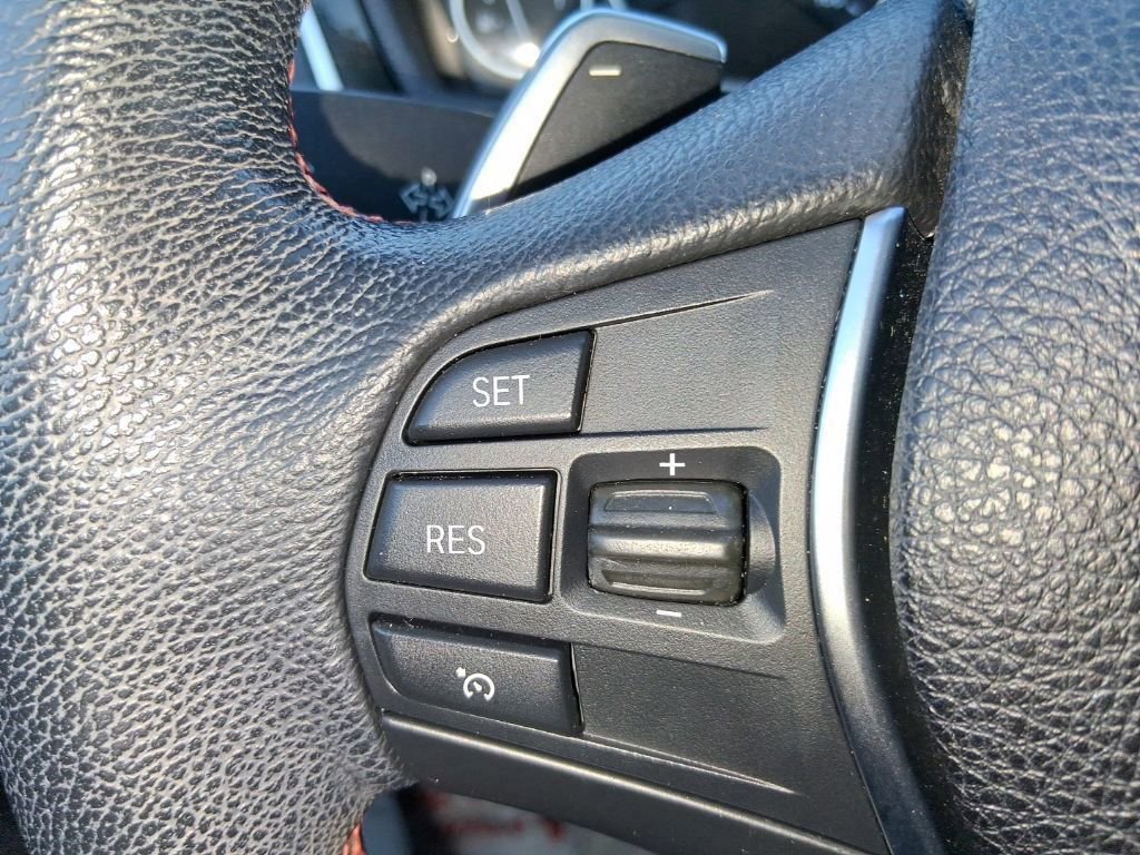 Used 2018 BMW 330i xDrive 330i xDrive w/ Convenience Package image 21