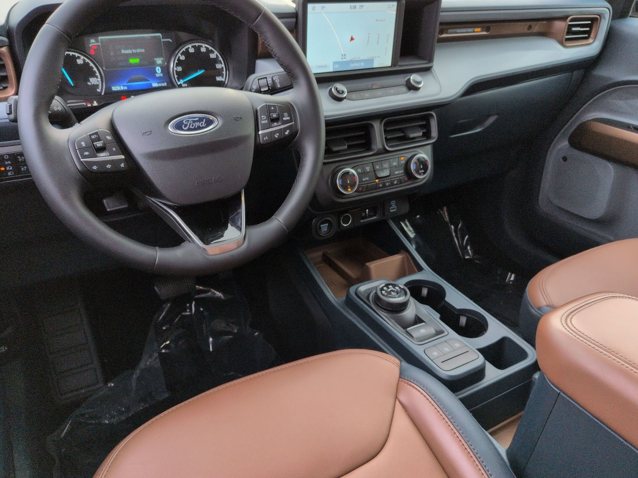 Certified 2024 Ford Maverick Lariat image 30