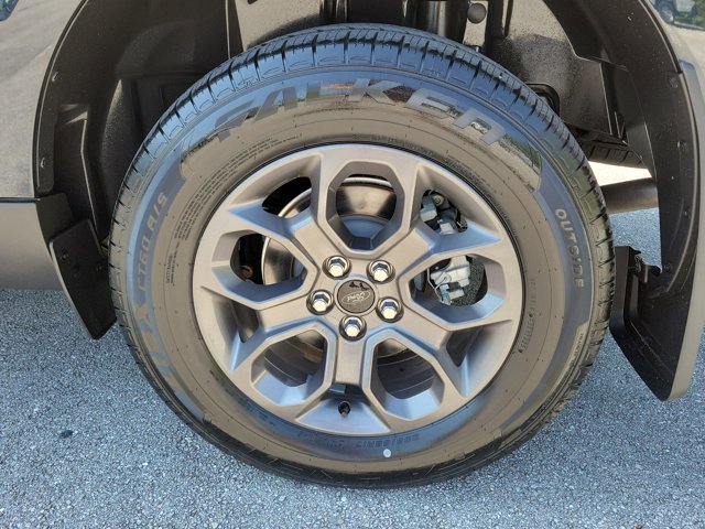 Certified 2022 Ford Maverick XLT w/ Equipment Group 300A Standard AWD/4WD image 8