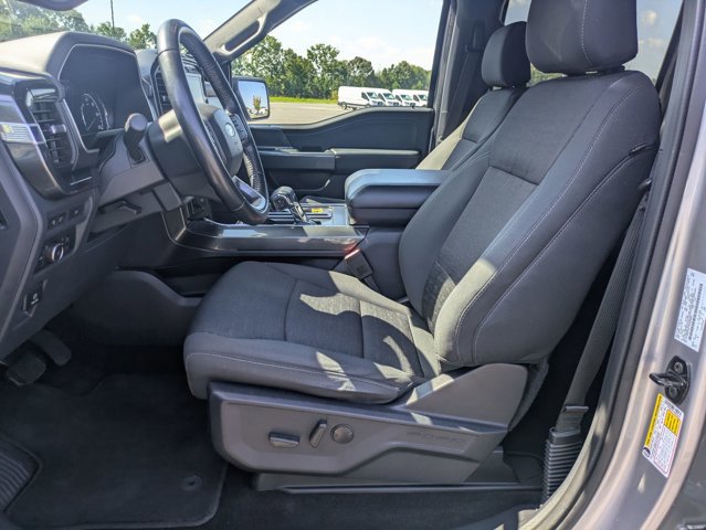 Certified 2022 Ford F150 XLT w/ Equipment Group 302A High image 15