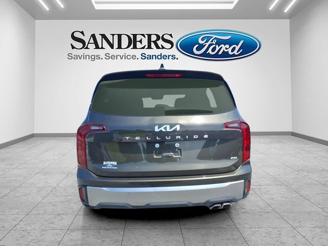 Used 2025 Kia Telluride S AWD/4WD image 3
