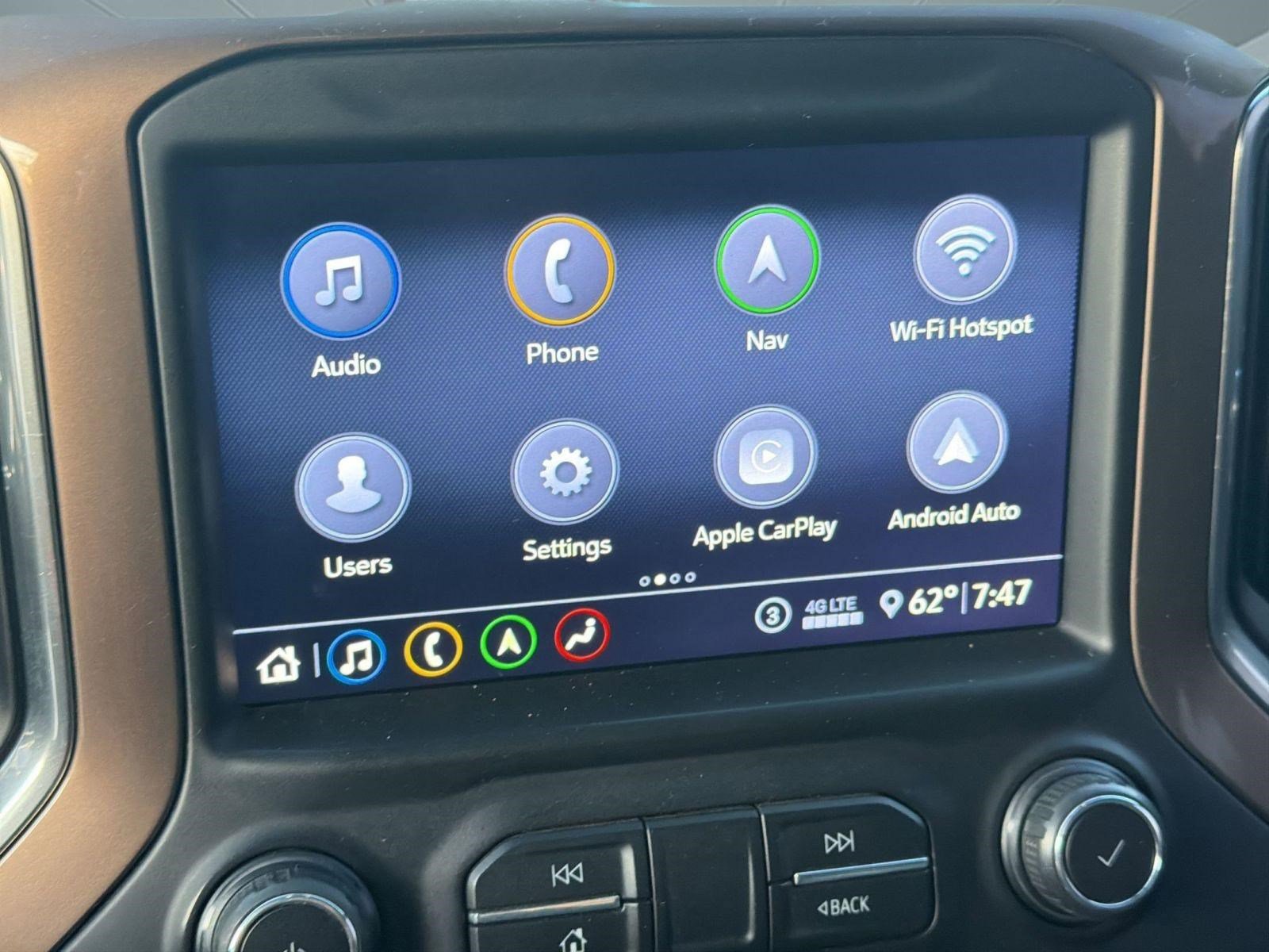 Used 2020 Chevrolet Silverado 2500 High Country w/ Technology Package image 18