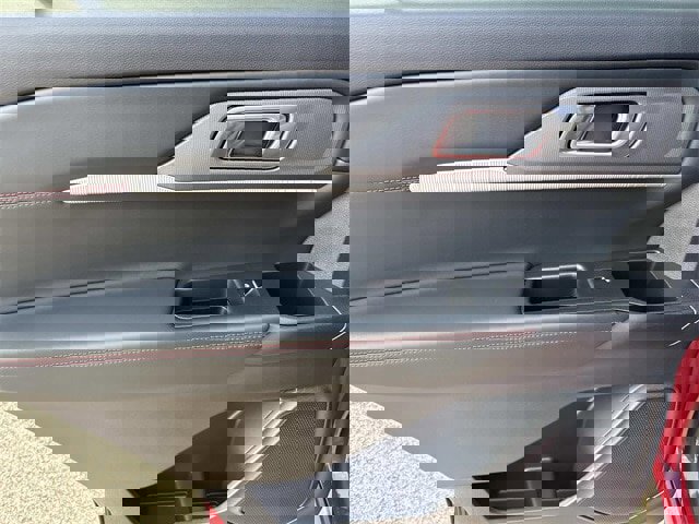 Certified 2025 Ford Explorer ST-Line w/ Premium Package image 19